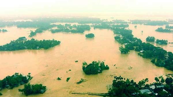 বন্যায় ২ জেলায় প্রাণ গেছে ১০ জনের